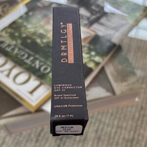 DRMTLGY Luminous Eye Corrector SPF 41 - Black